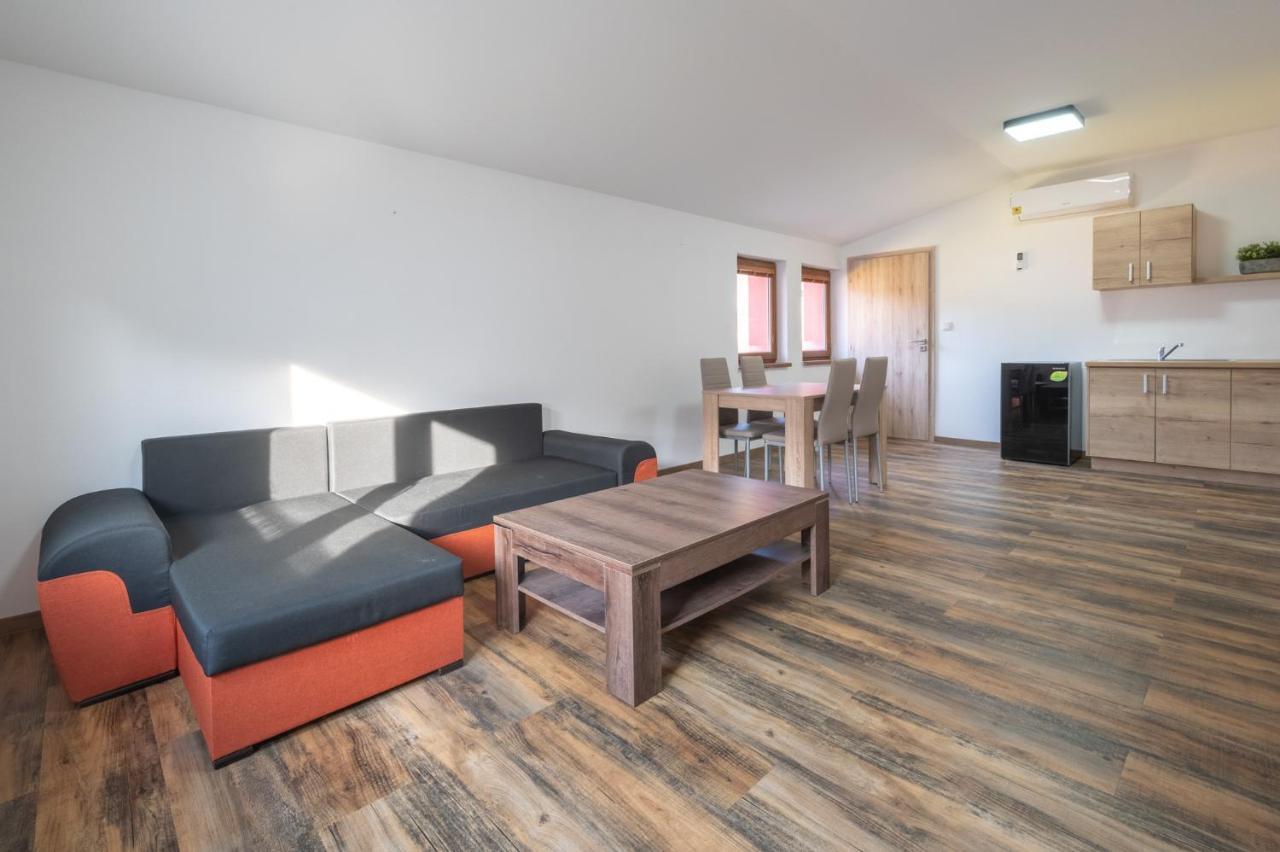Pohoda Salas U Velehradu-2 Apartmany Uherské Hradiště المظهر الخارجي الصورة