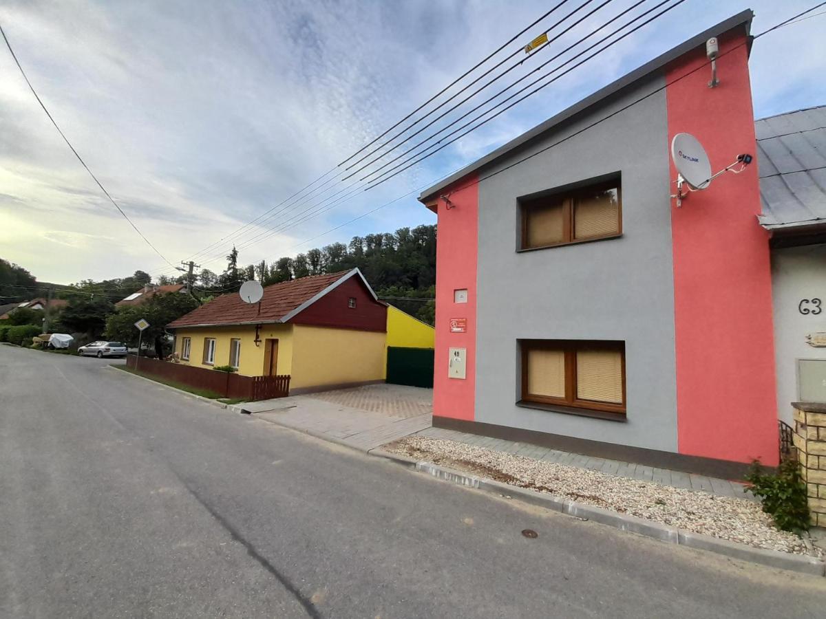 Pohoda Salas U Velehradu-2 Apartmany Uherské Hradiště المظهر الخارجي الصورة